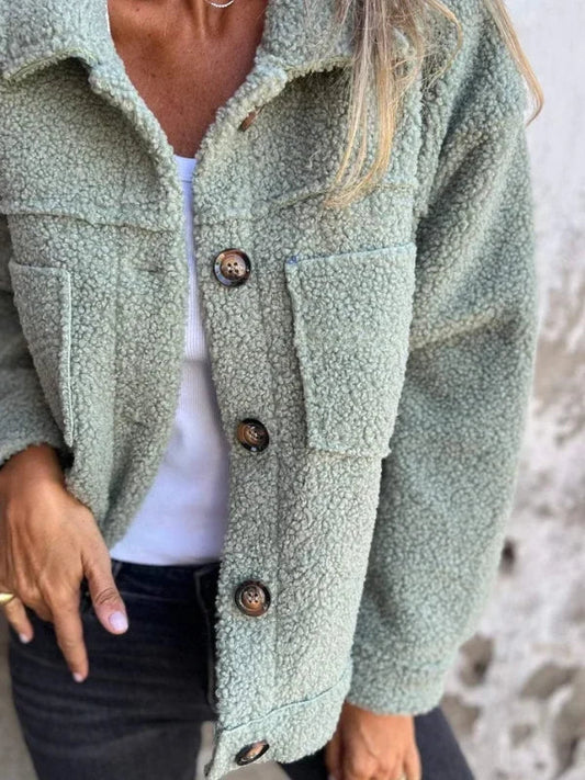 Lucía | Chaqueta suave de pelo sintético con botones