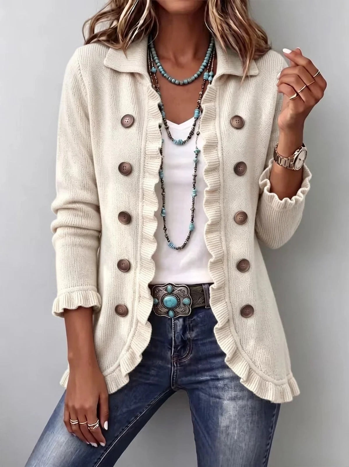 ONA | CHAQUETA DE PUNTO ACANALADO COLOR MARFIL CON VOLANTES